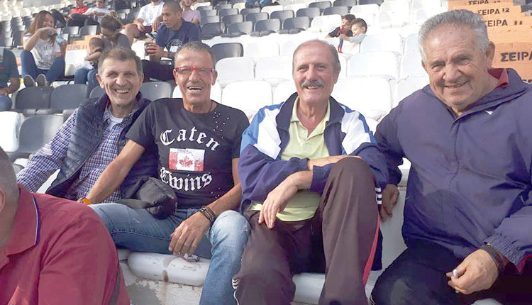Οι παλαίμαχοι Ανδρεανίδης, Κορωνάκης, Βασιλείου και Παρασύρης απόλαυσαν χθες τον ΟΦΗ...