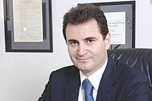 Ο πρόεδρος του Δ.Σ. του Ελληνικού Κολλεγίου Οφθαλμολογίας Γιάννης Ασλανίδης