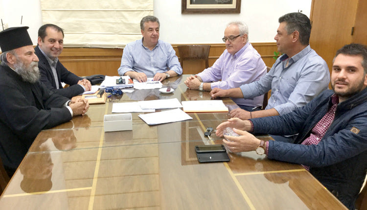 Από τη χθεσινή συνάντηση στην Περιφέρεια