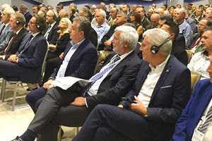 ΕΛΛΗΝΟΓΕΡΜΑΝΙΚΗ ΣΥΝΕΛΕΥΣΗ