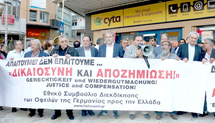 Ισχνή η παρουσία των διαδηλωτών στην προσυγκέντρωση στο Ηράκλειο