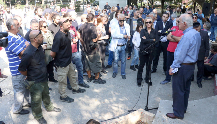 Ο δήμαρχος πήγε στο πάρκο και παρά τις προκλήσεις, έδωσε απαντήσεις