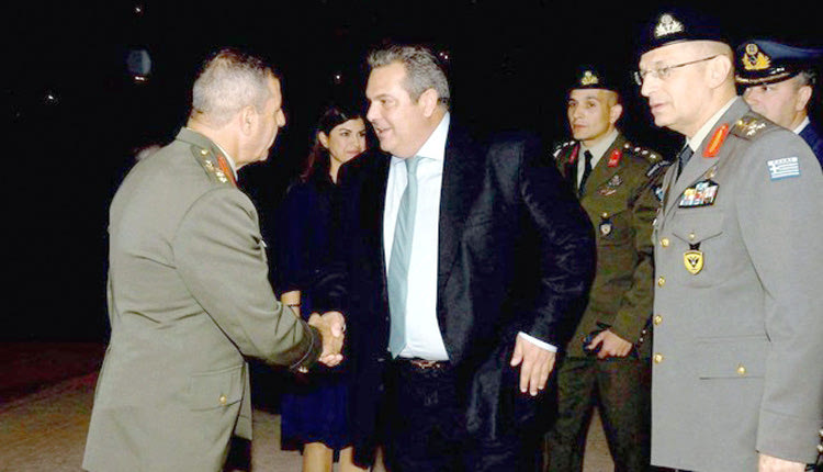 Ο  υπουργός Εθνικής Άμυνας