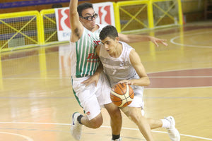 Στιγμιότυπο από το παιχνίδι μπάσκετ Άσκηση - Δειλινό για τους εφήβους της ΕΚΑΣΚ