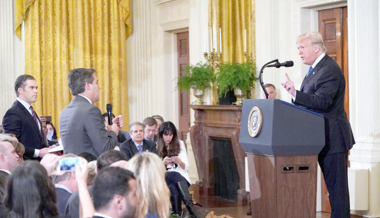 Έδιωξε τον δημοσιογράφο Τζιμ Ακόστα του CNN ο Τραμπ