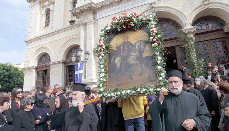 Η λιτάνευση του Ιερού Λειψάνου και της Σεπτής Εικόνας έγινε στους κεντρικούς δρόμους της πόλης