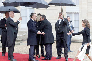 ο Αλ. Τσίπρας στο Παρίσι για την τελετή μνήμης 100 χρόνων από τη Συνθήκη που έβαλε τέλος στον Α Παγκόσμιο Πόλεμο.