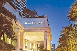 Η εταιρεία-κολοσσός Hines, που αγόρασε το ξενοδοχείο Athens Ledra Marriot στην Αθήνα, το ανακαίνισε και σήμερα λειτουργεί ως Grand Hyatt Athens μπαίνει στην τοπική αγορά