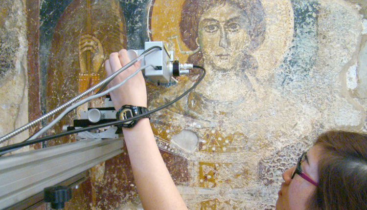 Συντήρηση αρχαιοτήτων από το Ινστιτούτου Ηλεκτρονικής  Δομής και Λέιζερ του ΙΤΕ