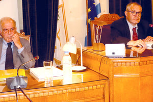 Ο πρόεδρος Γρηγόριος Αλ. Πασπάτης στο Δημοτικό Συμβούλιο Ηρακλείου