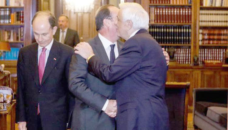 Στη συνάντηση Ολάντ- Παυλόπουλου