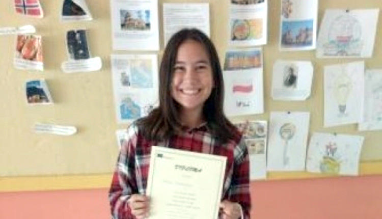 Η ταλαντούχα μαθήτρια του 11ου Γυμνασίου Ηρακλείου, Εμμανουέλα Ισμαΐλι