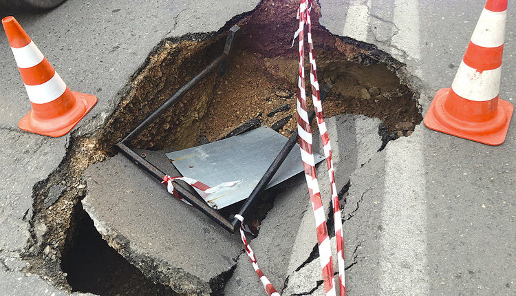 Βάθους 1,5 μέτρου ήταν το ρήγμα που δημιουργήθηκε στη λεωφόρο Γερωνυμάκη.