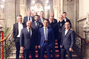 Η αντιπροσωπεία από την Κρήτη στο Δημαρχείο της Βιέννης