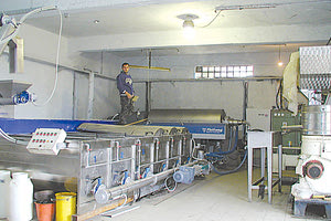 Ένα σύγχρονο ελαιουργείο με  μηχανήματα τελευταίας τεχνολογίας  απέκτησε ο Συνεταιρισμός Δαμανίων, μετά από  πολλές προσπάθειες.