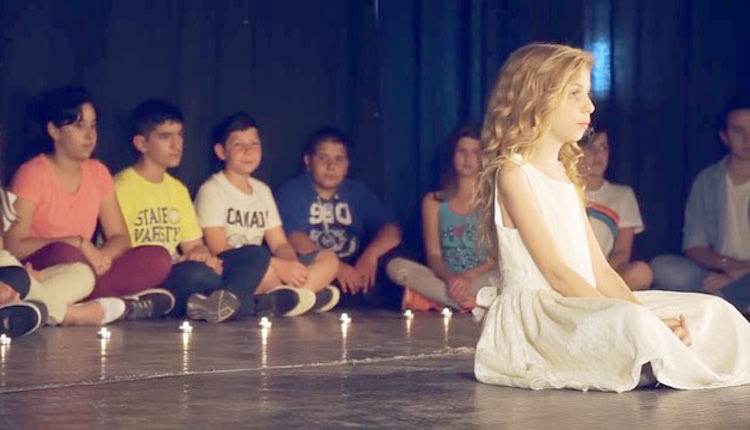 Οι μαθητές του 1ου Γυμνασίου Ελευθερίου Βενιζέλου Χανίων δημιούργησαν ένα συγκλονιστικό βίντεο για τον 4ο Διεθνή Μαθητικό -Φοιτητικό Διαγωνισμό Πολυμέσων του Πανελληνίου Συλλόγου Αρωγής και Αλληλεγγύης Οικογενειών Τροχαίων Δυστυχημάτων