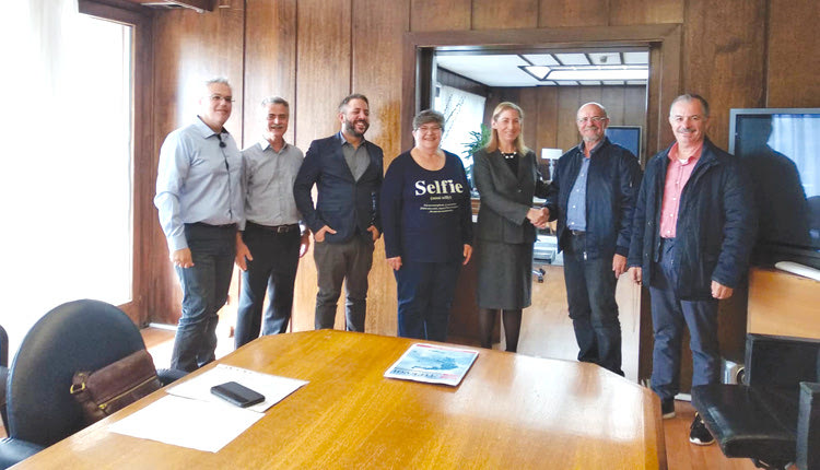 Η συνάντηση με τη  Μαριλίζα Ξενογιαννακοπούλου που είχε η Ομοσπονδία Τριτέκνων ΟΠΟΤΤΕ στο Υπουργείο