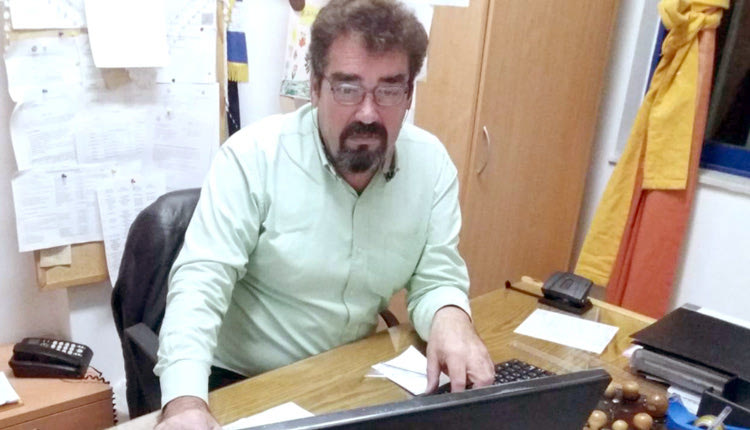  η είδηση του θανάτου του εξαίρετου εκπαιδευτικού Νίκου Αμανάκη.