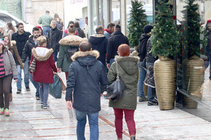 εορταστικό ωράριο των καταστημάτων