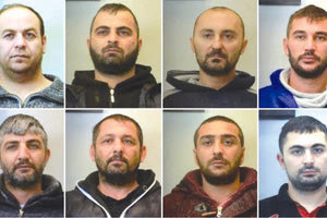 ΣΠΕΙΡΑ: Απήγαν οδηγούς και έκλεβαν οχήματα!