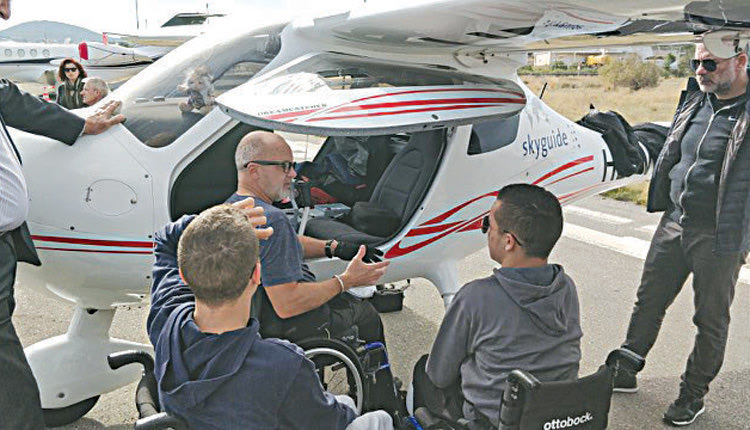 Αεροπόροι ΑμΕΑ βρέθηκαν κοντά σε ΑμΕΑ του Ηρακλείου καθώς η  Λέσχη Lions φιλοξένησε  την ομάδα Handifllight Around the World στην πόλη μας.