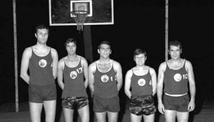 Η ομάδα μπάσκετ της ΑΕΚ που αναδείχθηκε Κυπελλούχος Ευρώπης το 1968