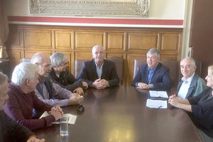 ΣΥΝΑΝΤΗΣΗ ΜΕ ΤΟΠΙΚΟΥΣ ΦΟΡΕΙΣ ΕΙΧΕ ΣΤΑ ΧΑΝΙΑ Ο ΠΡΟΕΔΡΟΣ ΤΟΥ ΣΕΓΑΣ