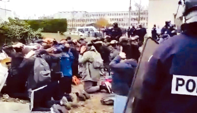 Μαθητές σαν… κοινοί εγκληματίες