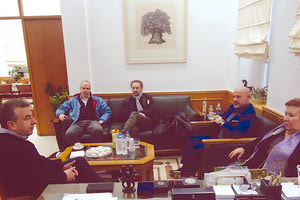 Διαδοχικές συναντήσεις με τους κορυφαίους φορείς της αυτοδιοίκησης είχε χθες η πρόεδρο της επιτροπής UNESCO για την Ελλάδα κ. Καίτη Τζιτζικώστα, η οποία βρέθηκε στην Κρήτη.