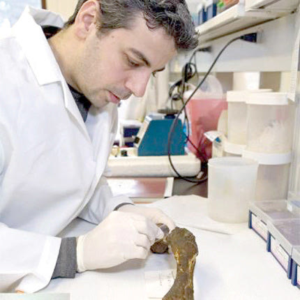 ο αναπληρωτής καθηγητής   του Τμήματος Βιολογίας του Πανεπιστημίου της Κρήτης και  διευθυντής  Μουσείου Φυσικής Ιστορίας Νίκος Πουλακάκης