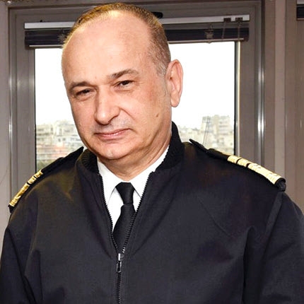 Ο αρχηγός του Λιμενικού κ. Ράπτης