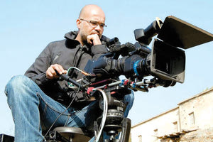 ο σκηνοθέτης Θοδωρής Παπαδουλάκης