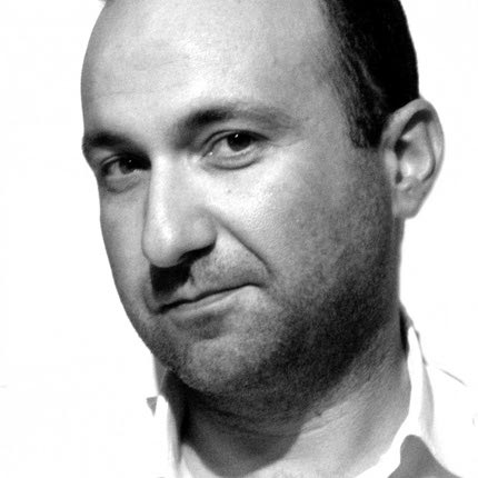 Ο συγγραφέας Βασίλης Ρούβαλης