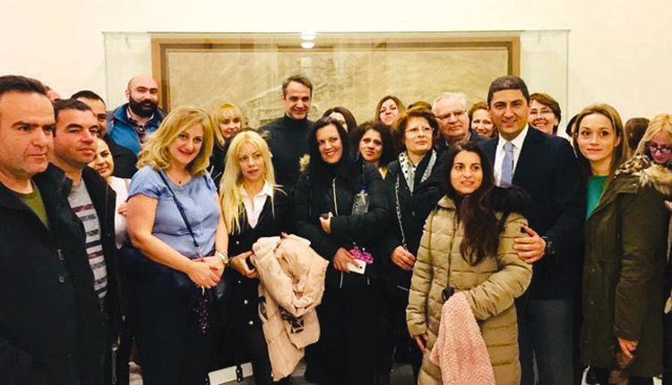 Με τον πρόεδρο της ΝΔ, κ. Κυριάκο Μητσοτάκη, συναντήθηκαν τυχαία μαθητές σχολείων του Ηρακλείου.