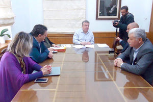 Σύμβαση προϋπολογισμού 5 εκατομμυρίων ευρώ για τη συντήρηση του οδικού δικτύου στον ΒΟΑΚ, αρμοδιότητας της Περιφέρειας, υπέγραψε ο περιφερειάρχης Σταύρος Αρναουτάκης.