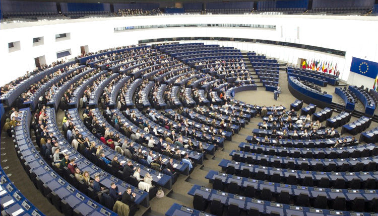 Ευρωβουλευτές για μια μέρα οι μαθητές  