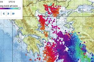 Περισσότεροι από 8.400 κεραυνοί έχουν καταγραφεί στο Αιγαίο Πέλαγος και νότια των Δωδεκανήσων, σύμφωνα με το σύστημα ΖΕΥΣ του Εθνικού Αστεροσκοπείου.