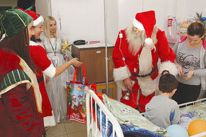 Από το Χριστουγεννιάτικο Κάστρο στις Παιδιατρικές Κλινικές