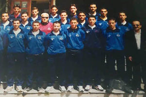 Τιμούν τον Ντάγκινη τα ποδοσφαιρικά του «παιδιά»