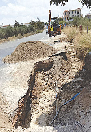 Έσπασε αγωγός της ΔΕΥΑΗ στην πόλη