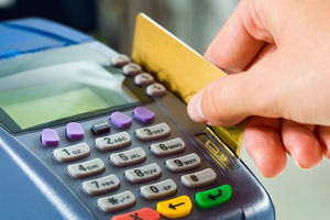 χρεωστικές και πιστωτικές κάρτες