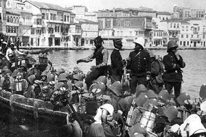 ΦΩΤΟ ΗΜΕΡΑΣ: Φτάνουν οι ξένοι στρατιώτες