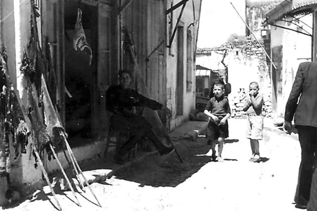 ΦΩΤΟ ΗΜΕΡΑΣ: Περιμένοντας τους πελάτες