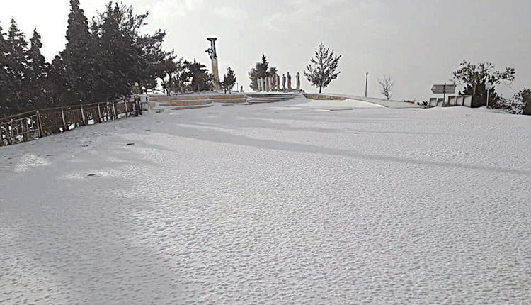 Το μνημείο του Ολοκαυτώματος στα Αμιρά Βιάννου όπως δεν έχουμε συνηθίσει να το βλέπουμε