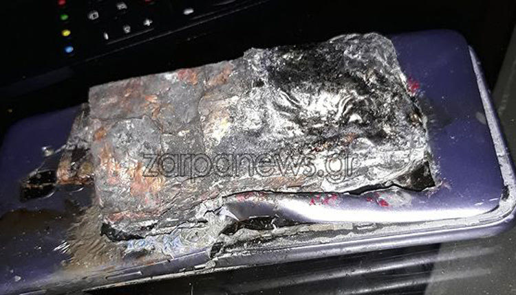 Έκρηξη κινητού σε τσέπη μαθητή