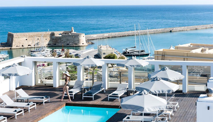 στο ξενοδοχείο Aquila Atlantis