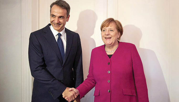  Η Γερμανίδα Καγκελάριος επισκέφθηκε επίσης τη Γερμανική Σχολή στο Μαρούσι και συναντήθηκε με τον πρόεδρο της Νέας Δημοκρατίας Κυριάκο Μητσοτάκη