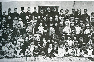 Μαθητές του «Κοραή» το σχολικό έτος 1906-1907