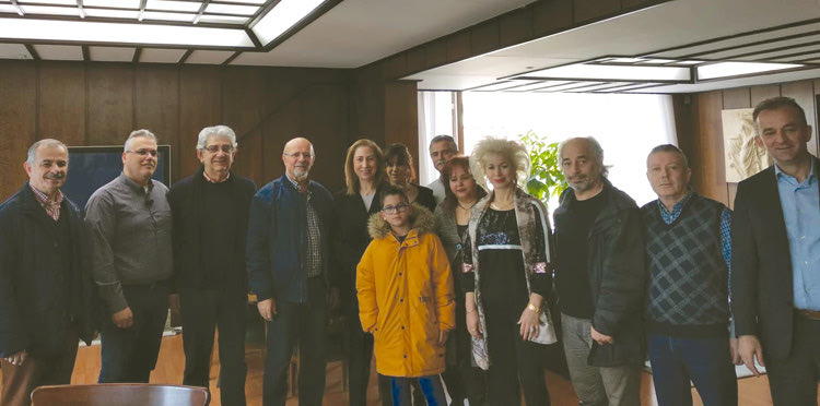 Η  υπουργός Διοικητικής Ανασυγκρότησης Μαριλίζα Ξενογιαννακοπούλου, που συναντήθηκε χθες με την Ομοσπονδία Τριτέκνων