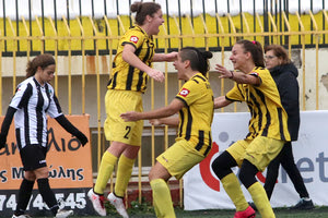 Οι γυναικείες ομάδες ποδοσφαίρου του Εργοτέλη και ΟΦΗ